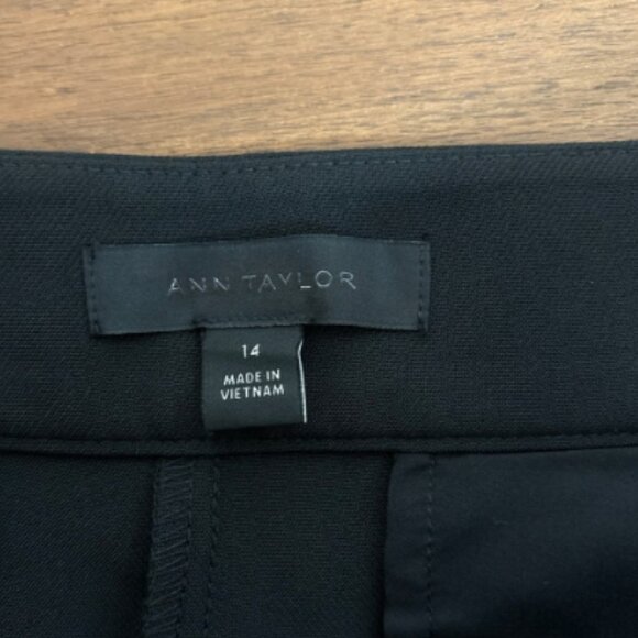 ANN TAYLOR SIDE ZIP ANKLE PANT in FLUID CREPE BLACK NWOT $120 14 - Picture 7 of 9